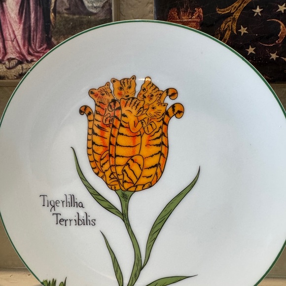 Scully & Scully Whimsical Nonsense Botanical Salad Or‎ Dessert Plates Three - Picture 5 of 10